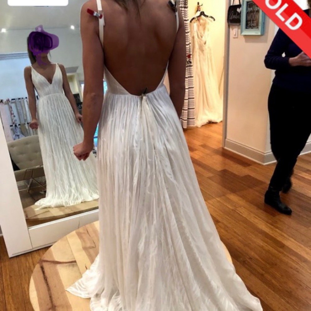 Elizabeth Dye Futura wedding gown. Bought from still white.